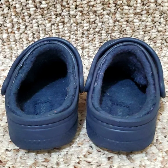 Kids CROCS Blue Lined Shoes, Size C8 - Picture 3 of 7